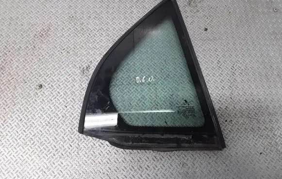 Saab 9-3 Ver2 Rear vent window glass 
