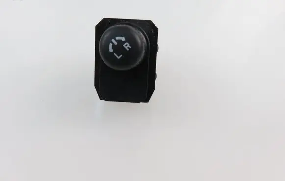 Suzuki Ignis Wing mirror switch 