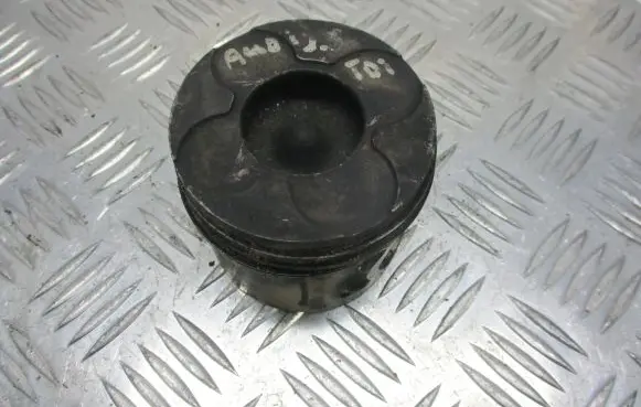 Audi A6 S6 C5 4B Piston 
