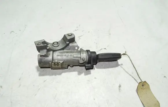 Audi A4 S4 B6 8E 8H Ignition lock 4B0905851G