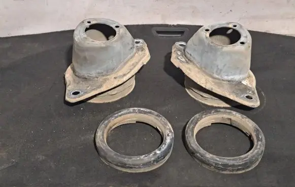 Volvo S80 Front shock absorber mounting bracket 
