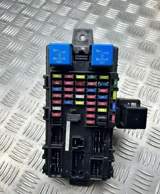 Hyundai Santa Fe Fuse module 9118826104 03254M
