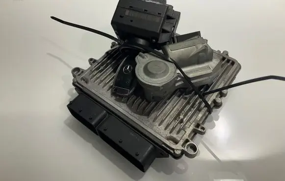 Mercedes-Benz CLS C219 Engine ECU kit and lock set A6421508177 0281014003 6421508177