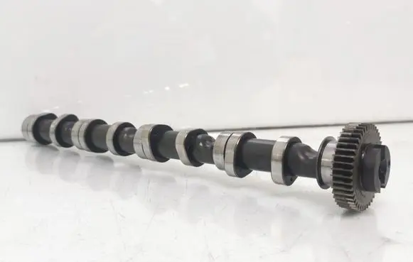 Skoda Octavia Mk2 (1Z) Camshaft 
