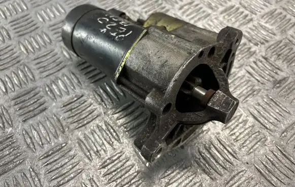 Peugeot 307 Starter motor D6RA572 07J80054CG