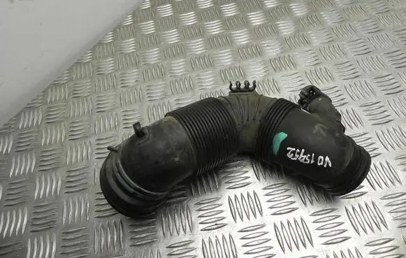 Skoda Octavia Mk2 (1Z) Air intake hose/pipe 3C0129654AH VD15452