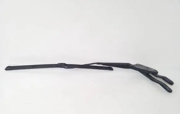 Mercedes-Benz C W204 Windshield/front glass wiper blade A2048201544