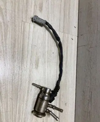 Renault Megane IV AdBlue injector 208995377R