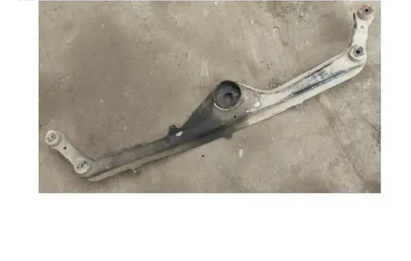 Volkswagen Caddy Bottom radiator support slam panel 