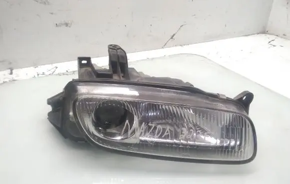 Mazda 323 F Headlight/headlamp 11061708