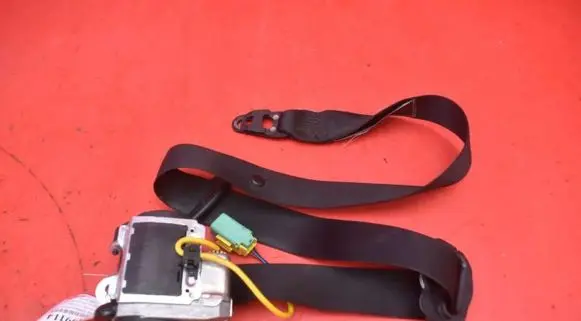 Porsche Cayenne (9PA) Front seatbelt 7L0857706K