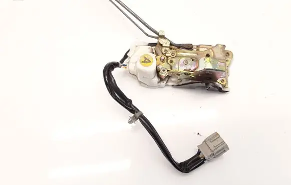 Honda Legend III KA9 Front door lock