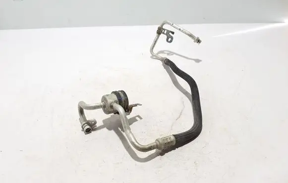 Air conditioning (A/C) pipe/hose