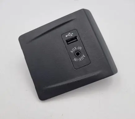 BMW 2 F45 USB socket connector 9284253 1303038 84109266607