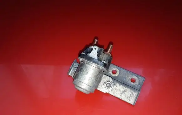 Mitsubishi Pajero Sport I Glow plug pre-heat relay MD337888 U001T 10172