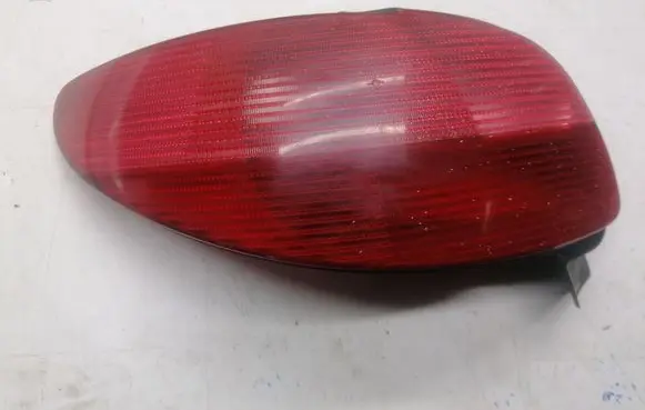 Peugeot 206 Rear/tail lights 2531G
