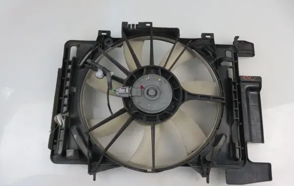 Toyota Urban Cruiser (XP110) Fan set 1636328160