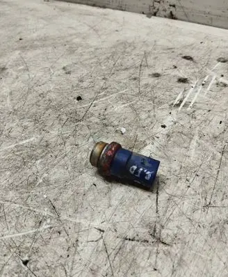 Coolant temperature sensor