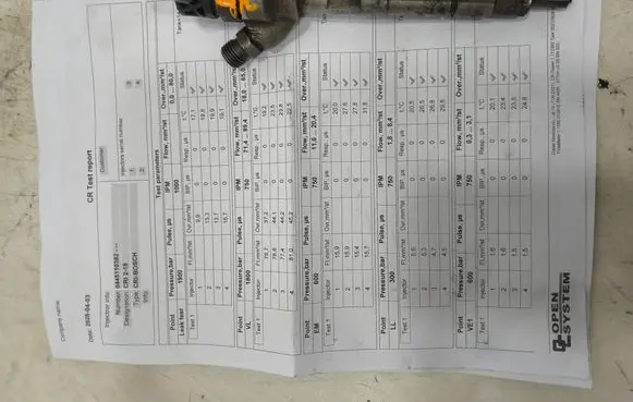 BMW 5 F10 F11 Fuel injector 781070202