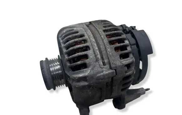 Audi A4 S4 B5 8D Generator/alternator 028903029B