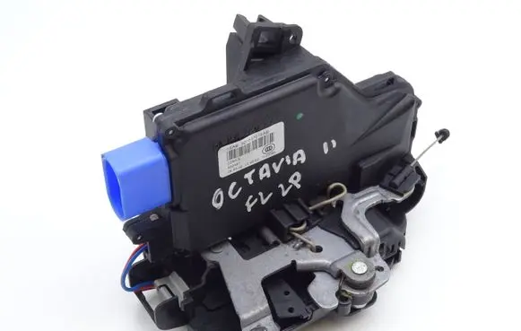 Skoda Octavia Mk2 (1Z) Front door lock 3D1837015AB