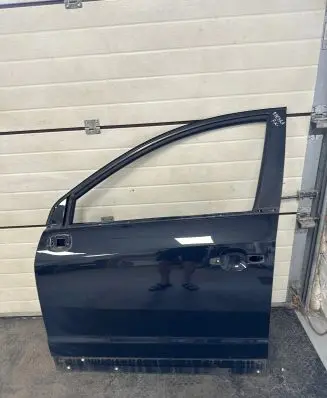 Opel Antara Front door