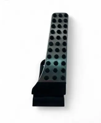 Accelerator throttle pedal