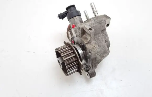 Peugeot Partner Fuel injection high pressure pump 0445010739 9811347380