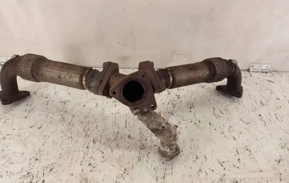 Audi A6 Allroad C5 Exhaust manifold 059131525 5900109
