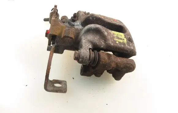 Toyota Auris 150 Rear brake caliper 0204Y01989
