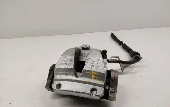 Volvo V60 Front brake caliper 31665734
