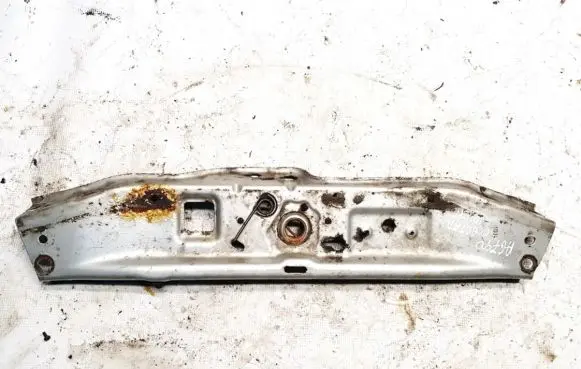 Opel Astra H Radiator support slam panel