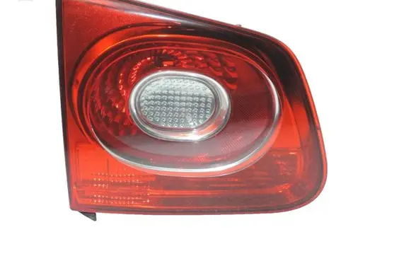 Volkswagen Tiguan Tailgate rear/tail lights