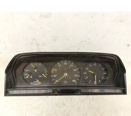 Speedometer (instrument cluster)