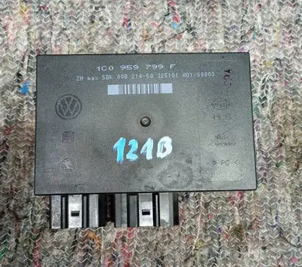 Seat Leon (1M) Comfort/convenience module 1C0959799F 5DK00821450