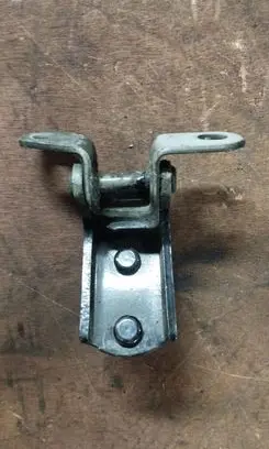 Lexus IS 200-300 Rear door upper hinge
