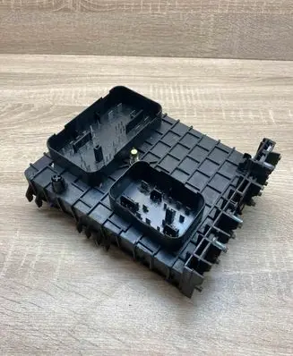 Audi A3 S3 8P Fuse module 1K0937124H