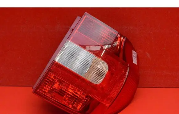 Skoda Yeti (5L) Rear/tail lights 5L0945096