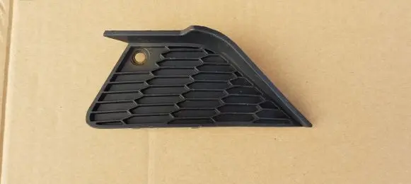 Front bumper lower grill