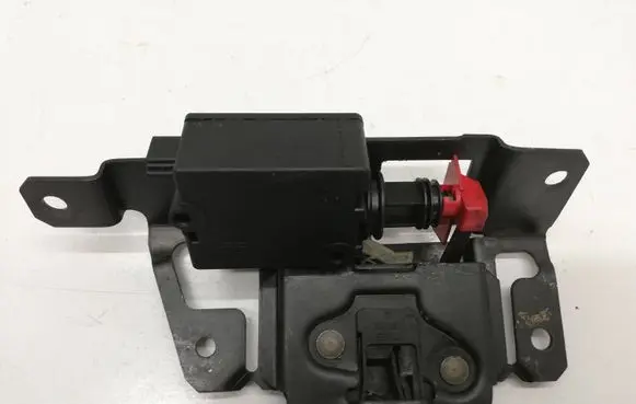 BMW X3 E83 Tailgate/trunk/boot lock/catch/latch 7057364