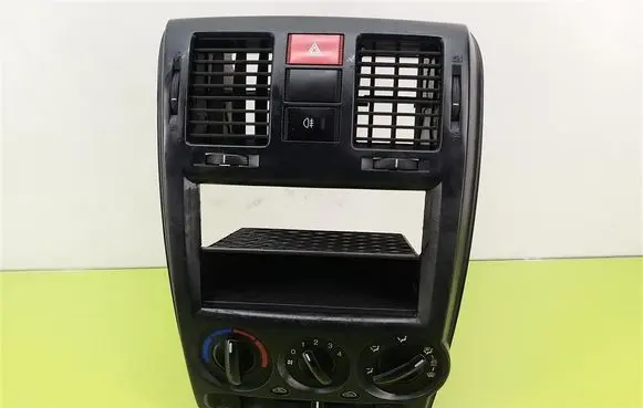 Hyundai Getz Other dashboard part U006053800