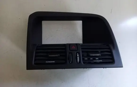 Volvo XC60 Dash center air vent grill 1284824