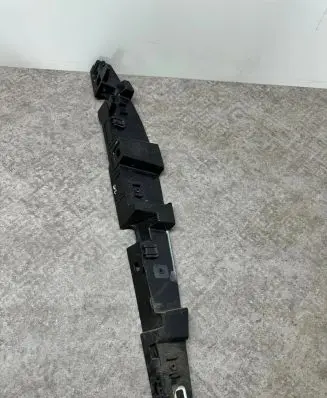 BMW i3 Fender mounting bracket 7299183 51657299183