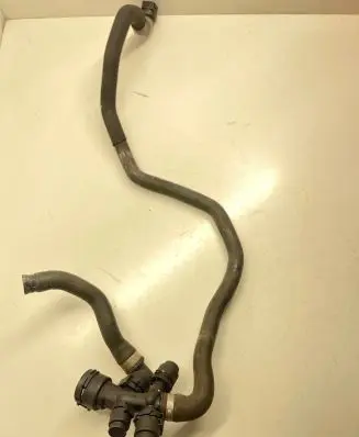 BMW 5 F10 F11 Engine coolant pipe/hose 8511760 16188010