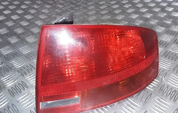 Audi A4 S4 B6 8E 8H Rear/tail lights 96503702