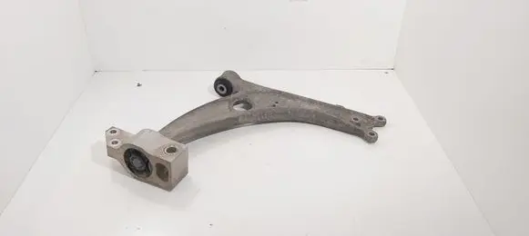 Volkswagen PASSAT B6 Front lower control arm/wishbone 3C0407153B 3C0407151E