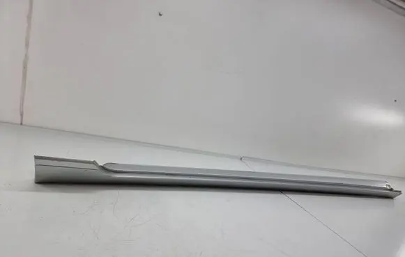Volkswagen PASSAT B8 Sill 