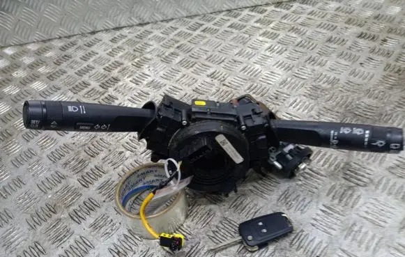 Volkswagen Golf IV Starter motor