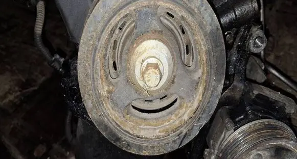 Citroen C4 Grand Picasso Crankshaft pulley