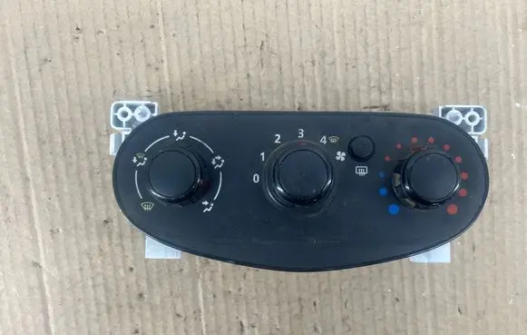 Dacia Logan Pick-Up Climate control unit T1021548T